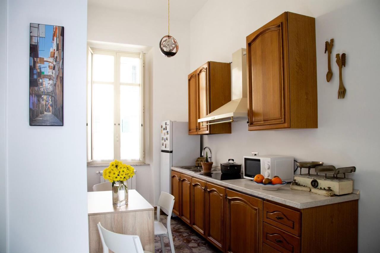 Tu Casa: Picturesque Guest House Napoli エクステリア 写真