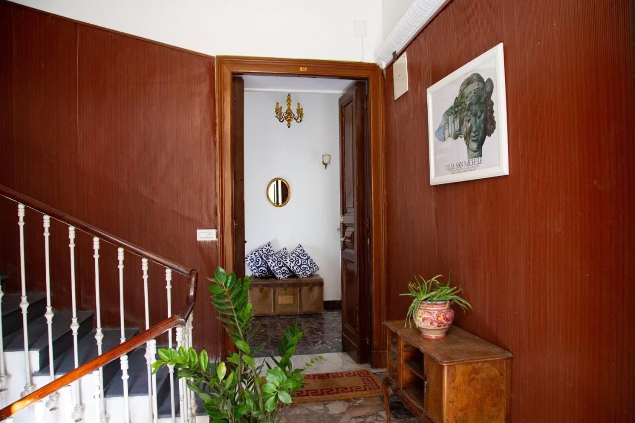 Tu Casa: Picturesque Guest House Napoli エクステリア 写真