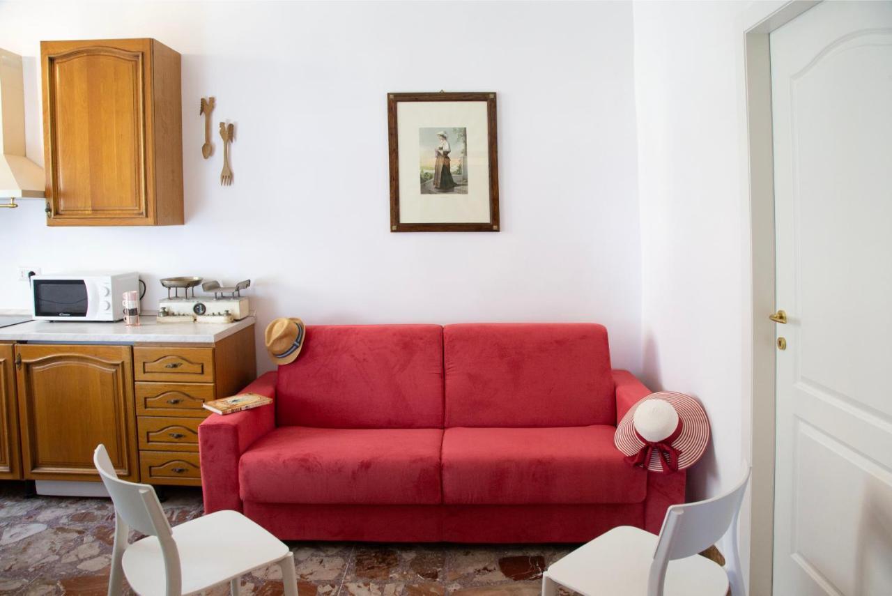 Tu Casa: Picturesque Guest House Napoli エクステリア 写真