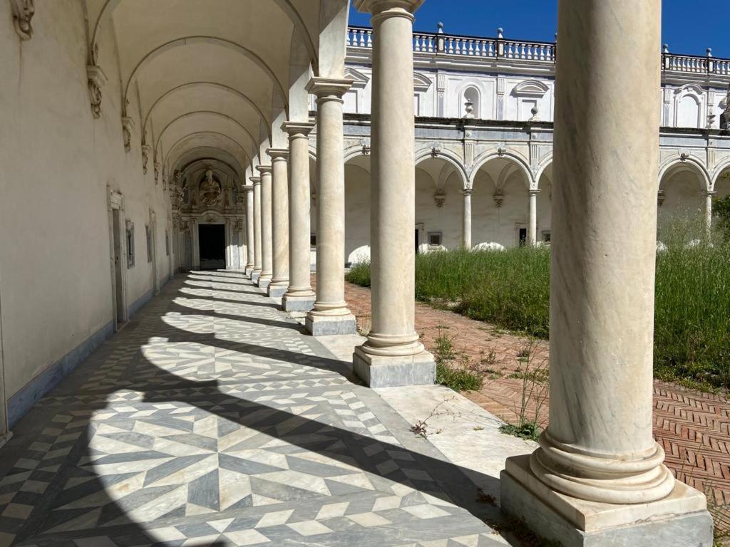 Tu Casa: Picturesque Guest House Napoli エクステリア 写真