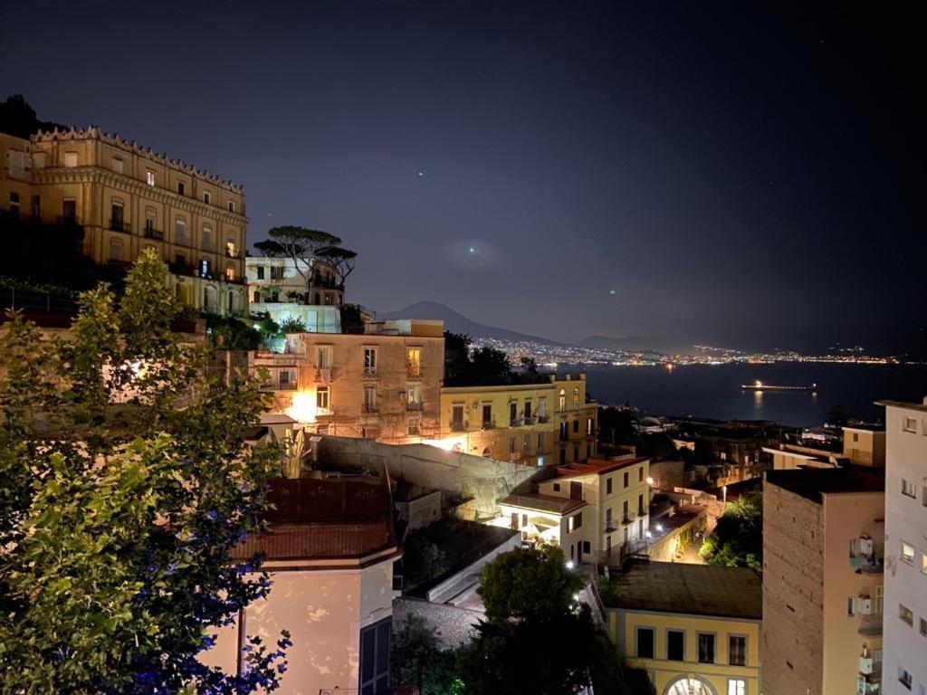 Tu Casa: Picturesque Guest House Napoli エクステリア 写真