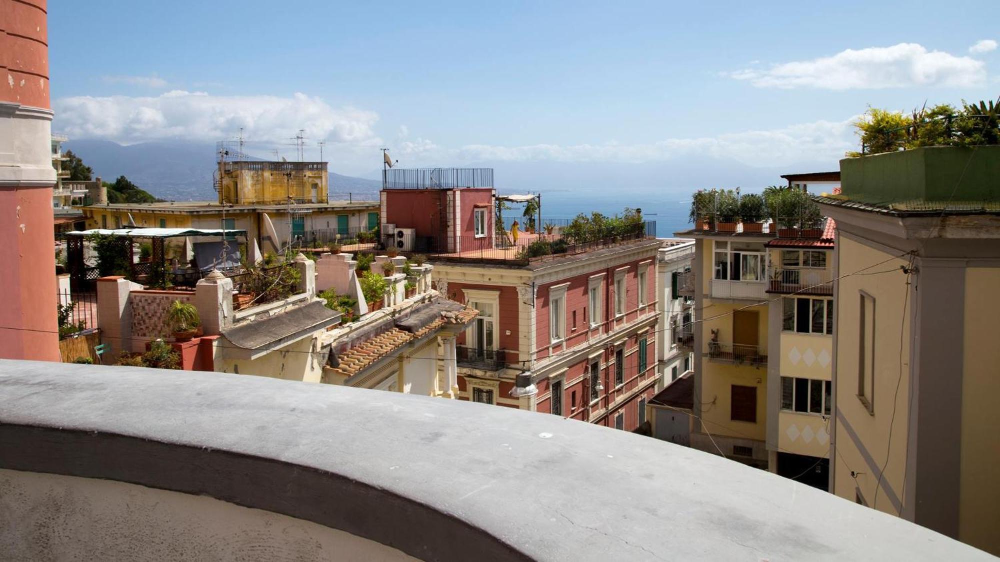 Tu Casa: Picturesque Guest House Napoli エクステリア 写真