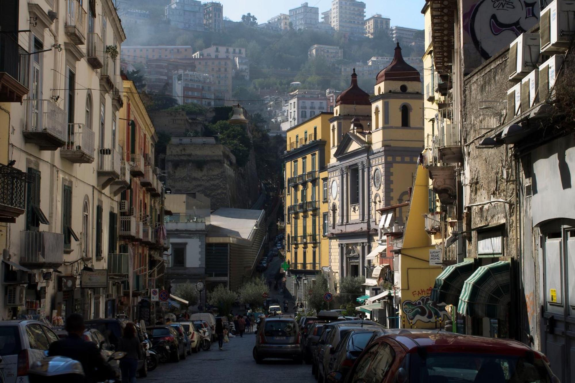 Tu Casa: Picturesque Guest House Napoli エクステリア 写真